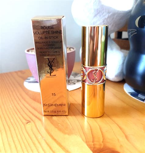 ysl corail intuitive 15